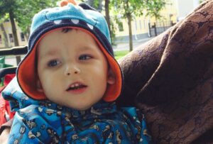 В Костроме объявлен сбор средств на реабилитацию двухлетнего малыша