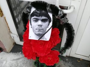 Костромскому активисту в Саратове подкинули похоронный венок