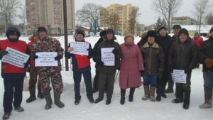 Жители Волгореченска на митинге против мусорной реформы решили отказаться от услуг регионального оператора