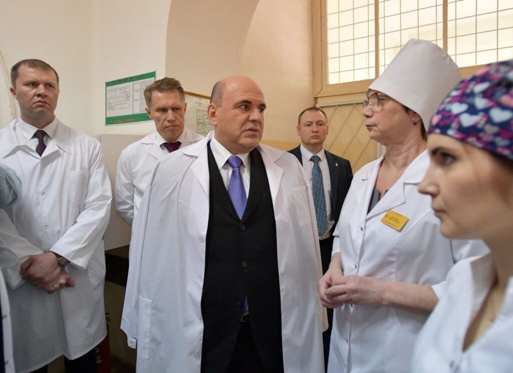 Главу правительства РФ в Костроме ужаснула убогая больница