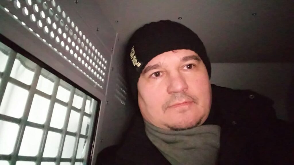 В Костроме задержали журналиста Алексея Молоторенко