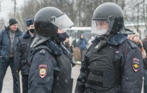 Полицейские в центре Костромы 2021