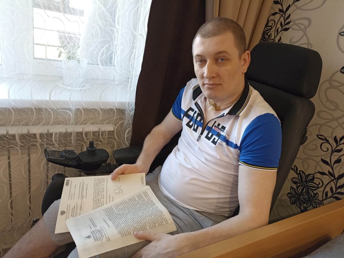 Костромских чиновников заподозрили в халатности за установку негодного пандуса инвалиду-десантнику